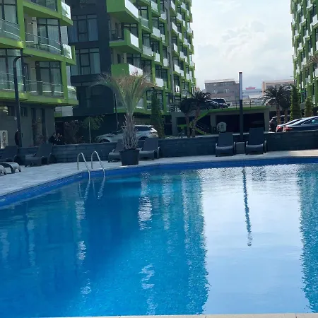 Select Alezzi Beach *